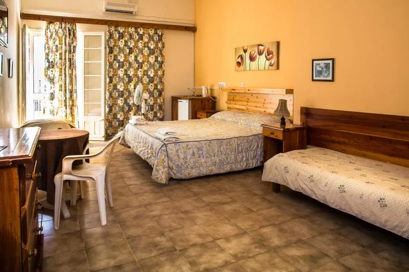 Business 11 image MARIBLU GUESTHOUSE